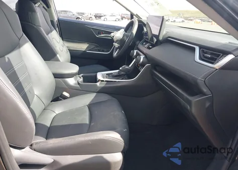 2025 Toyota Rav4 Xle Premium z USA, uszkodzony, nr VIN 2T3A1RFV4SC497286